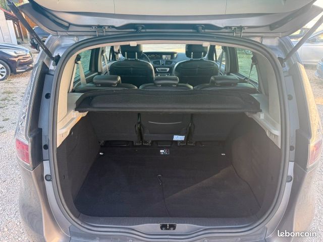 Renault scenic iii (2) 1.5 dci 110 energy fap bose edition eco2 e6 (image 9)