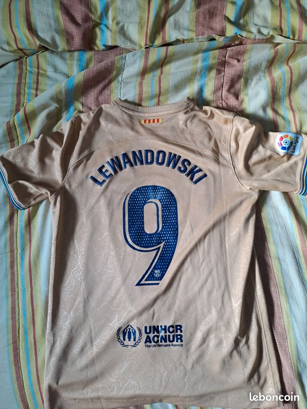 FCB Maillot de football Club Barcelone 2023/2024 - Lewandowski 9 - Réplique officielle sous licence de Barcelone - Adulte (XXL
