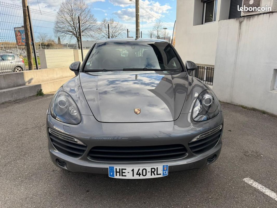 Porsche CAYENNE PORSCHE CAYENNE 4.8i V8 400 BVA Tiptronic S (image 2)