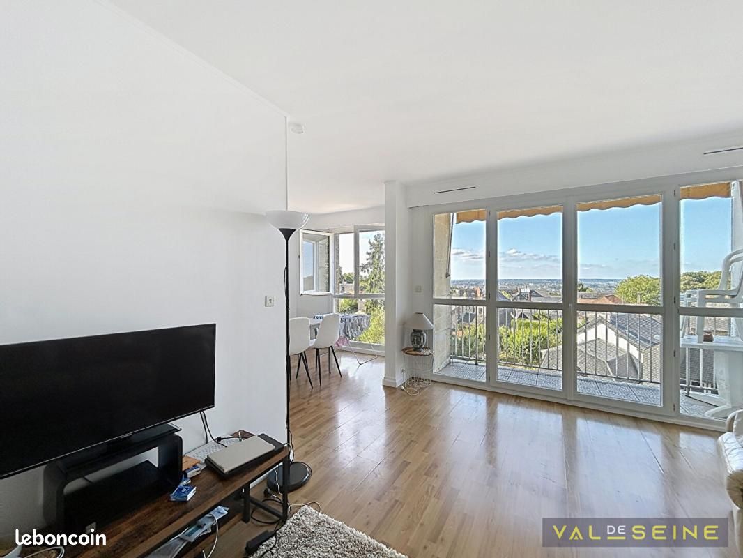 Appartement 4 pièces 76 m² · à Mont-Saint-Aignan · 76 m² · 960 €/mois