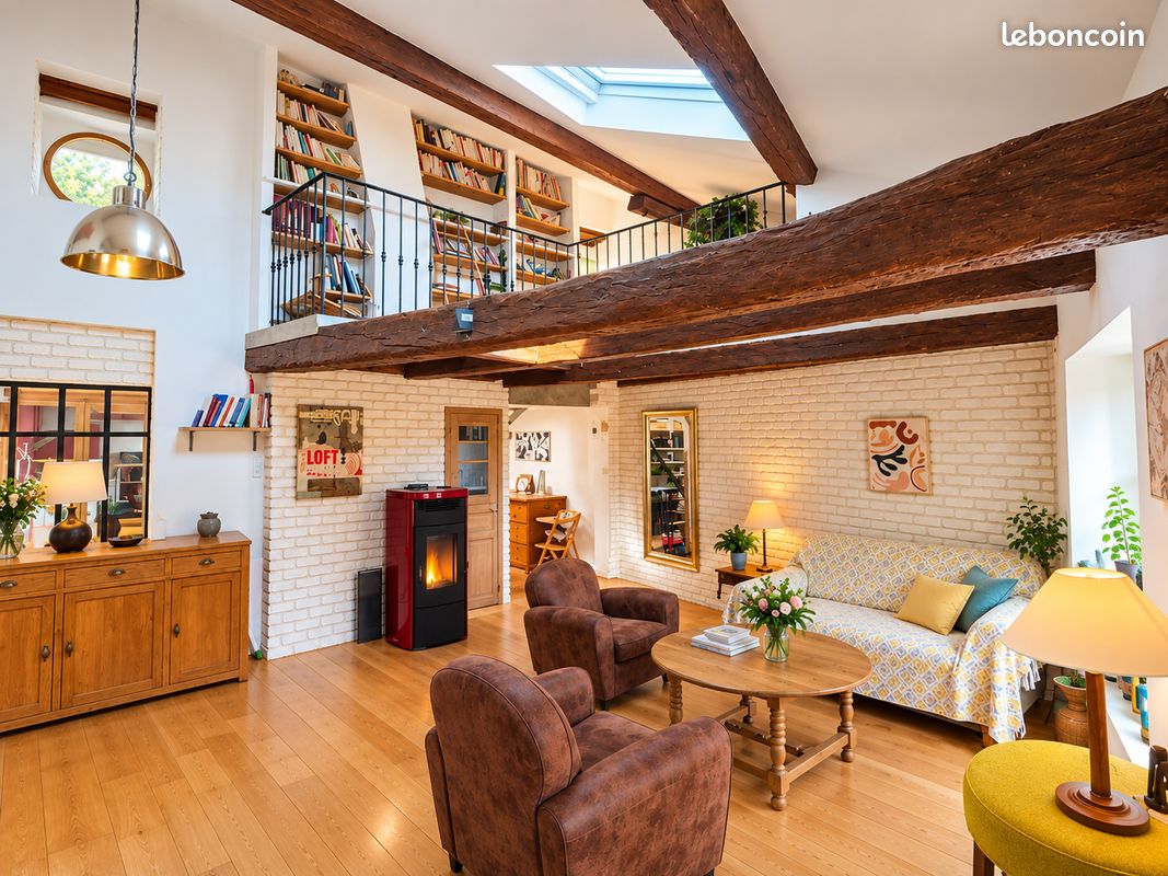 Maison 6 pièces 172 m² · à Mirecourt · 172 m² · 165 000 €