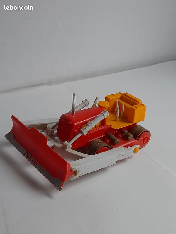 Norev Bulldozer Continental CD 8 130 cv 1/43