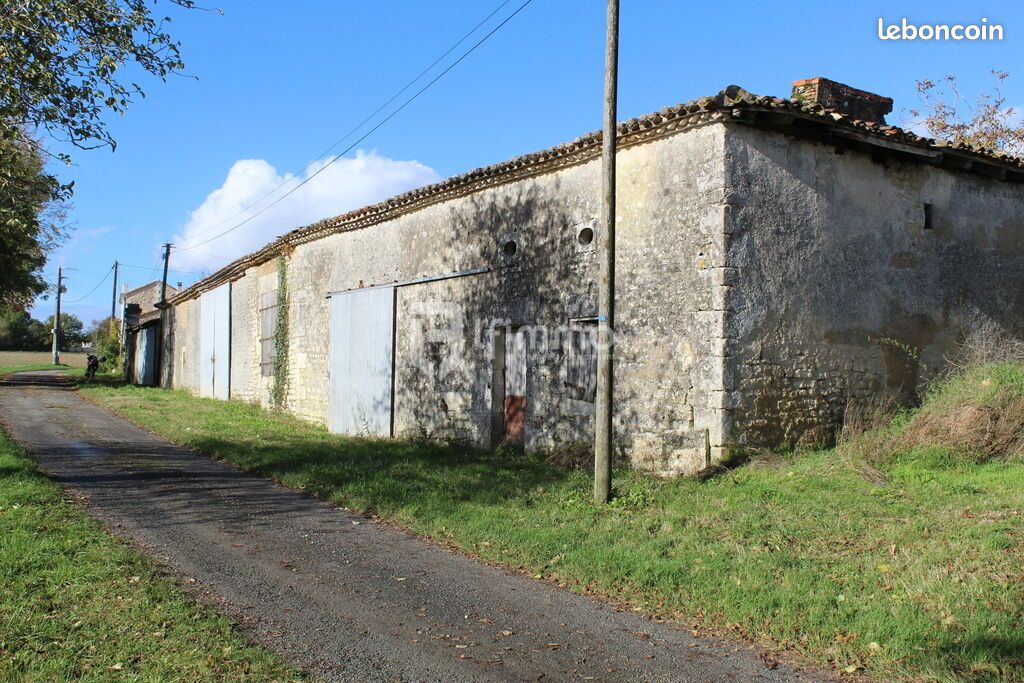 Maison 7 pièces 190 m² - Fouquebrune 16410 (image principale 4)