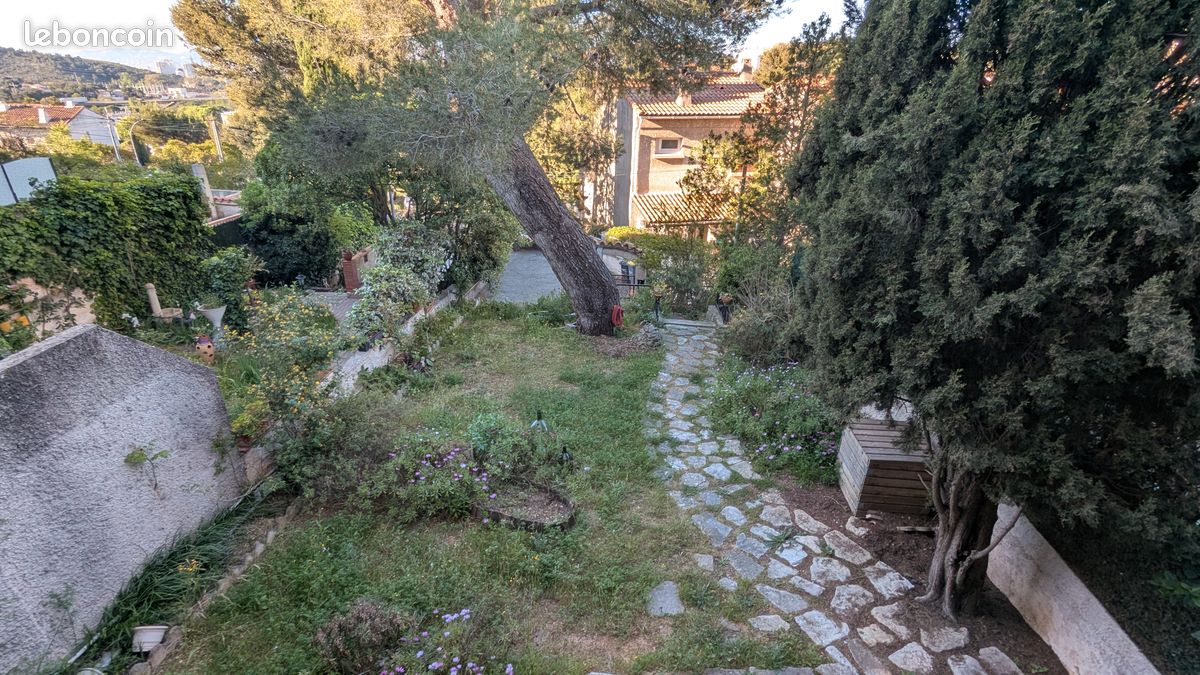 Maison 5 pièces 115 m² · à Septèmes-les-Vallons · 115 m² · 360 000 €