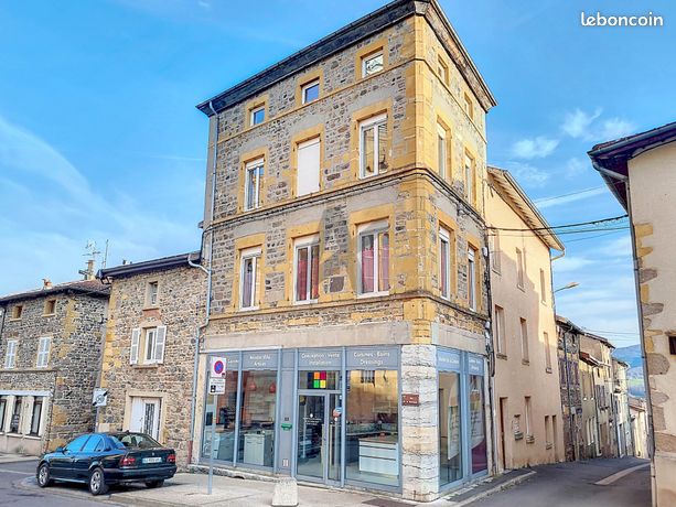Immeuble 153 m² Bessenay
