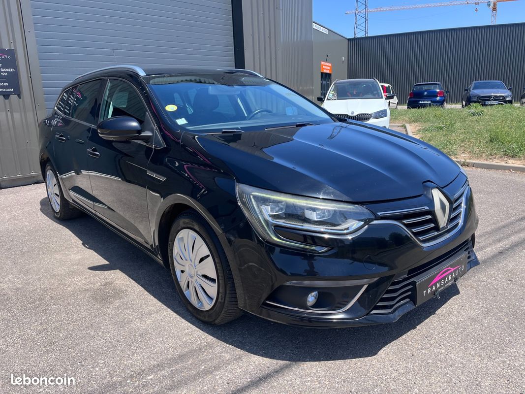 RENAULT MEGANE IV ESTATE dCi 130 Energy Intens (image 3)