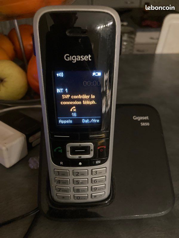 Téléphone fixe Gigaset S850 (image 1)