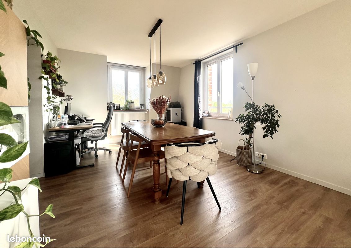Appartement 3 pièces 80 m² · à Lille · 80 m² · 230 000 €