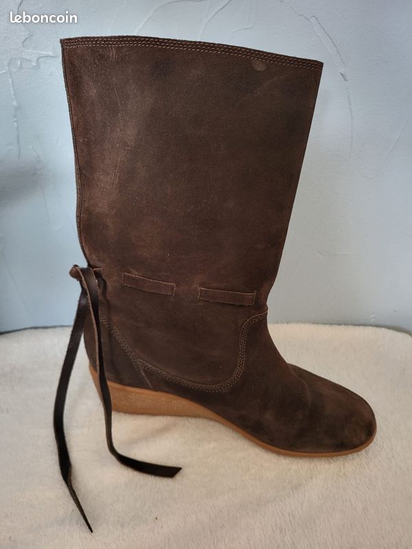 Bottes marron Lacoste - Pointure 37,5 (image 9)