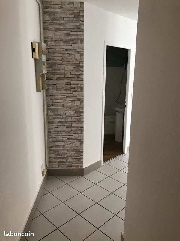 Appartement 1 pièce 35 m² · à Clermont-Ferrand · 35,2 m² · 395 €/mois