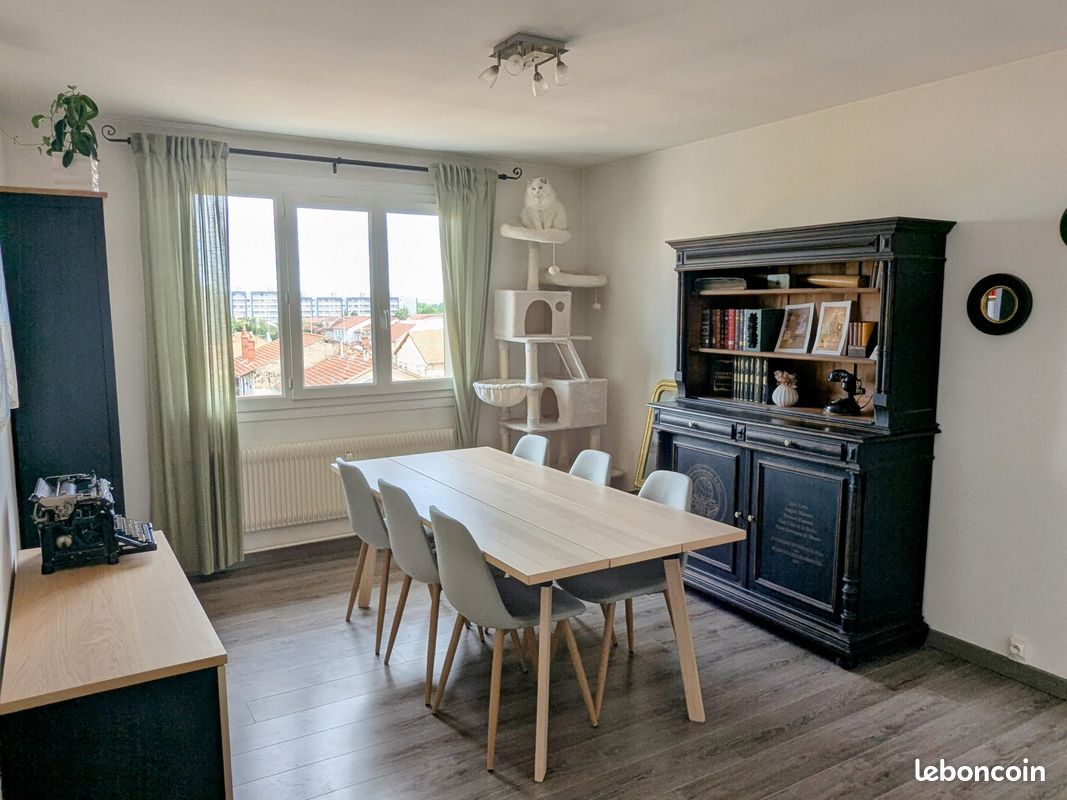 Appartement 4 pièces 69 m² · à Roanne · 69 m² · 89 000 €