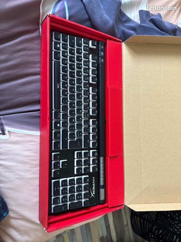 Clavier gamer hyper x alloy 2 (image 1)