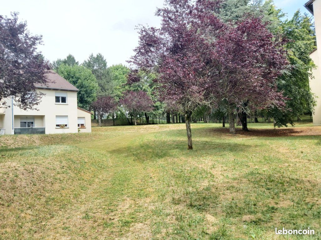 Appartement 3 pièces 74 m² · à Bar-le-Duc · 74 m² · 540 €