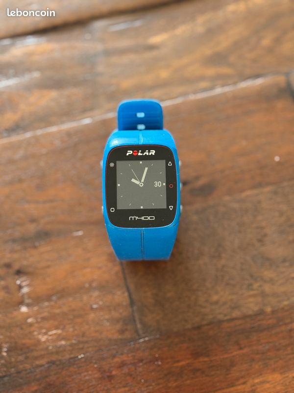 Montre connectée Polar M400 Téléphones Objets connectés