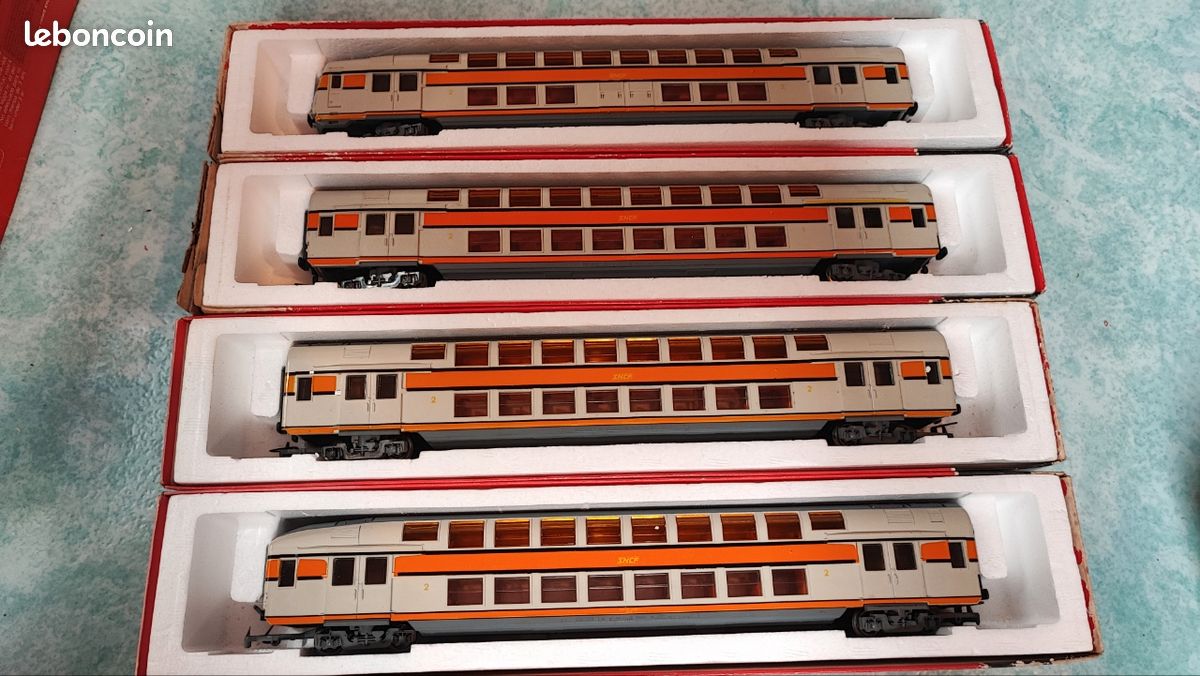 JOUEF ECART HO rame complete loco 4 wagons banlieue double etage boites