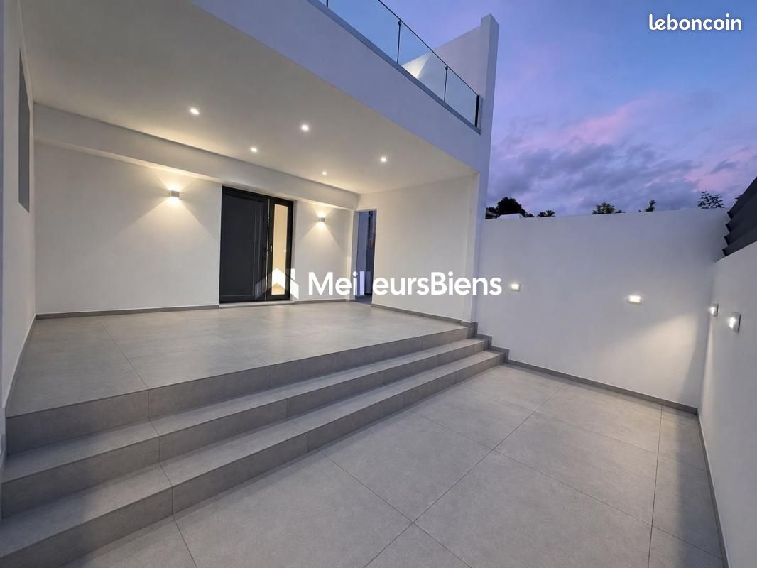Appartement 4 pièces 127 m² · à Le Gosier · 127 m² · 2 500 €/mois