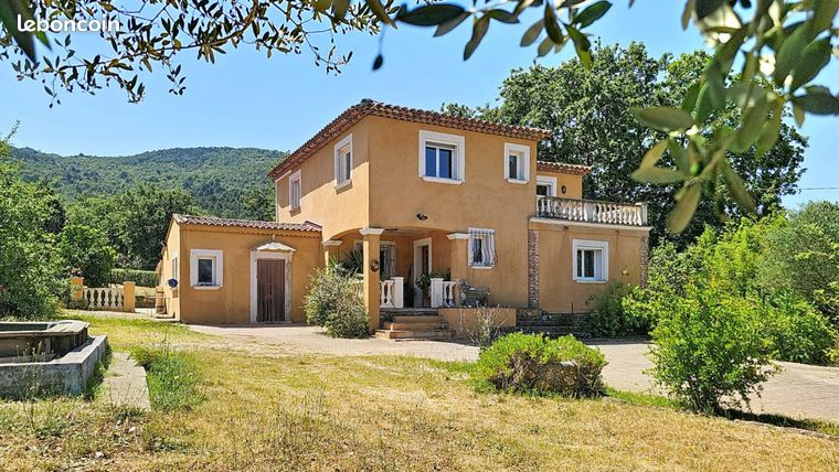 Villa 6 pièces 152 m²