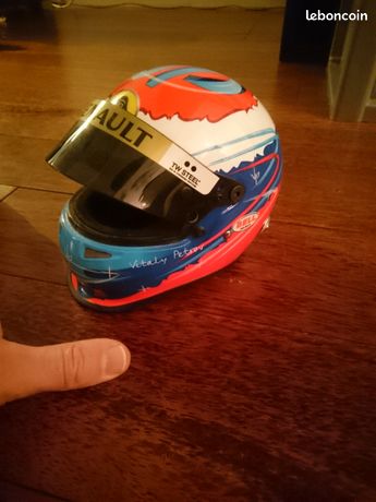 Casque Bell Vitaly Petrov 2011 – Échelle 1/2 – Lotus Renault – Avec Boîtier