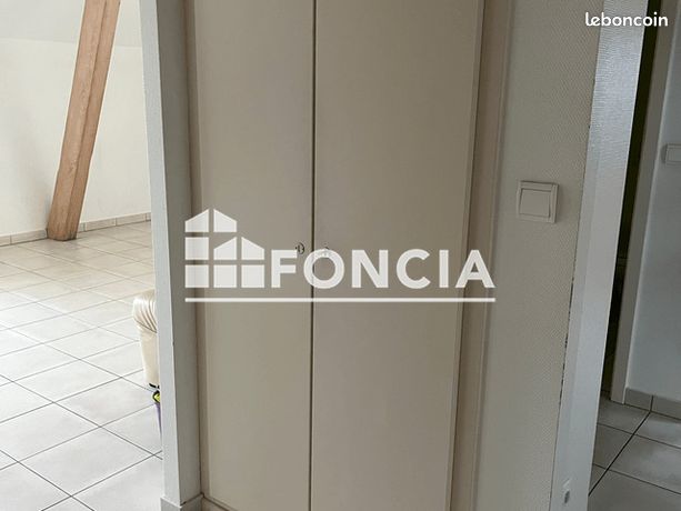 https://img.leboncoin.fr/api/v1/lbcpb1/images/06/a1/56/06a156712344e710a7257d9810636285ae0c6ddd.jpg?rule=ad-image