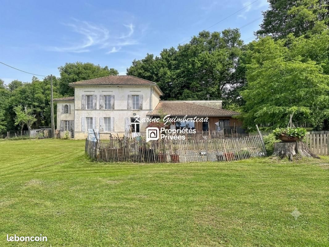 Maison 8 pièces 363 m² (image 1)