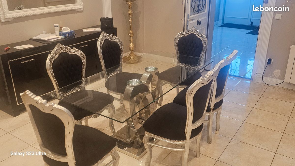 Table en verre et chaise royale (image 3)