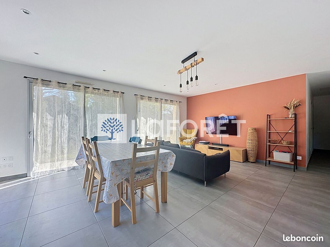 Maison 4 pièces 91 m² · à Bressuire · 91 m² · 959 €