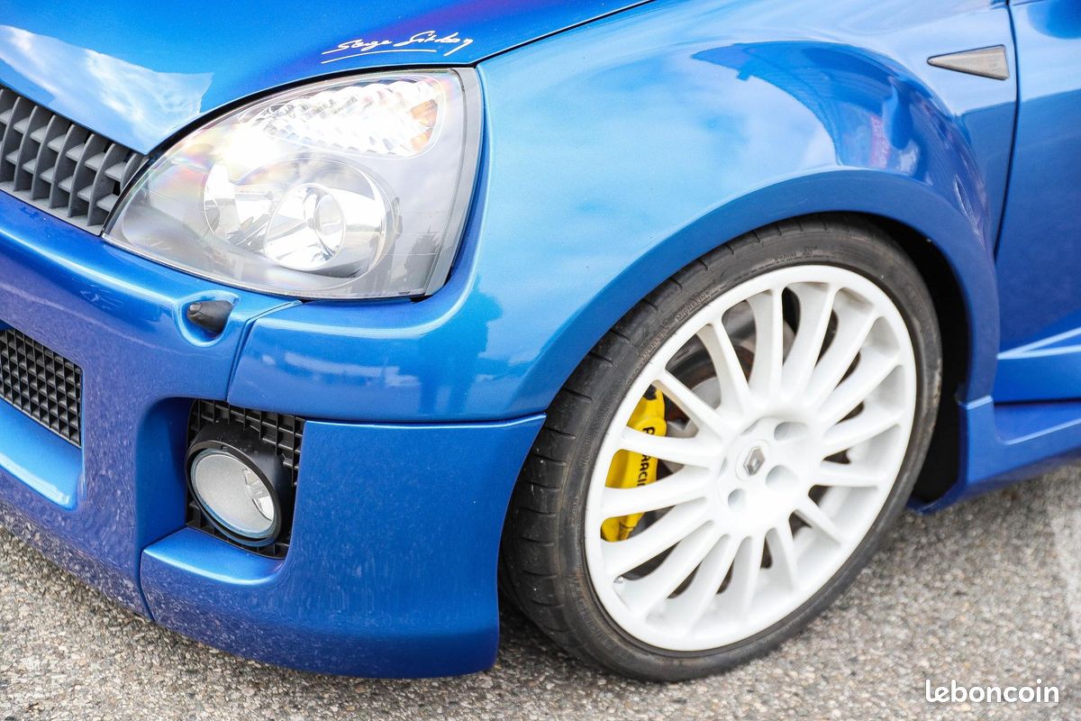 RENAULT CLIO 3.0i V6 RS V6 PHASE 2 (image 27)