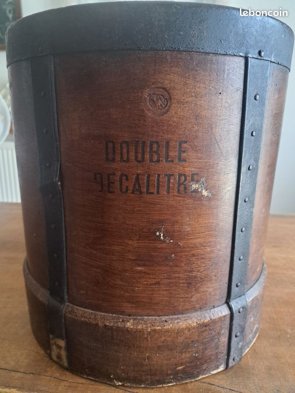 Ancienne Mesure Agricole En Bois Et Métal - Double Décilitre - Déco Chalet Campagne