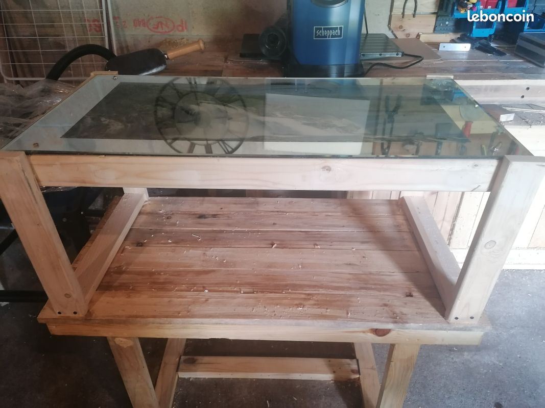 Table de salon (image 1)