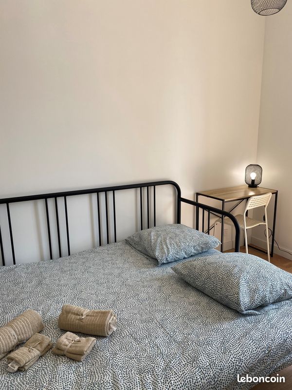 Appartement 1 pièce 14 m² · à Nîmes · 14 m² · 525 €