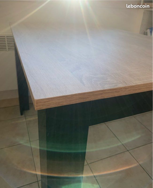 Table style industriel (image 2)