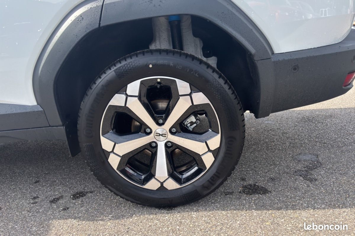 Dacia bigster HYBRID 150 4X4 JOURNEY CITY -4% (image 17)