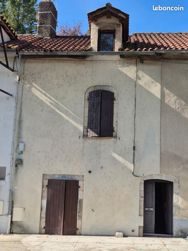 Maison 4 pièces 65 m² · à Villefranche-de-Rouergue · 65 m² · 35 000 €