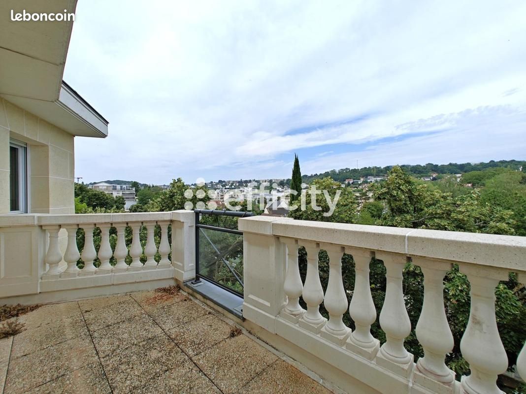 Appartement 3 pièces 65 m² · à Le Plessis-Robinson · 65 m² · 370 000 €