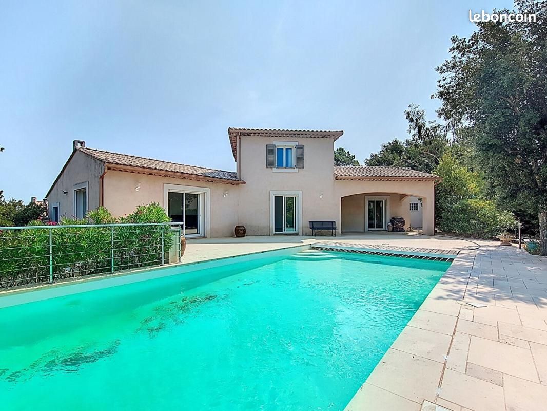 Maison 5 pièces 140 m² · à Fréjus · 140 m² · 940 000 €