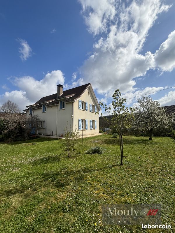 Maison 6 pièces 160 m² · à Arcambal · 160 m² · 240 000 €
