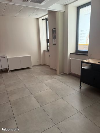 Loue local commercial 34m2 au Centre Ville