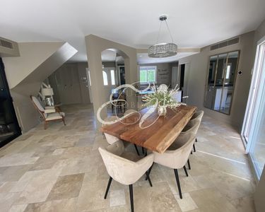 Maison 1 280 000 € - 150 m²