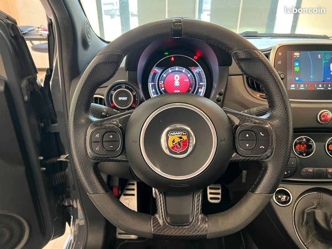 Abarth Fiat 595 Competizione 180cv BVM5 / Ligne Monza / Sièges Sabelt / En Stock / Suivi complet / Rien à prévoir / Pas de Malus / Immat France (image 12)