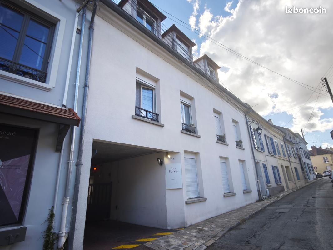 Appartement 4 pièces 108 m² · à Maule · 108 m² · 1 283 €/mois