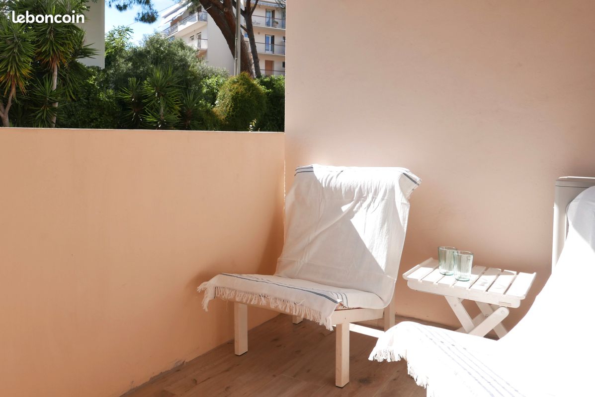 Bandol bord de mer (2 ch, parking, clim, wifi) (image 13)
