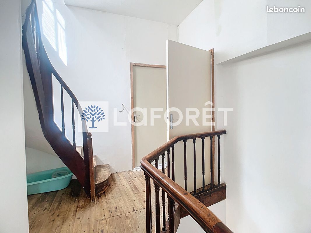Maison de ville 5 pièces 95 m² - Thouars 79100 (image principale 6)