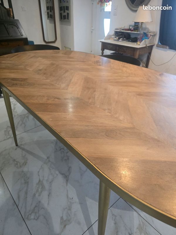 Table à manger ovale lattes en manguier 8/10 personnes L220 (image 1)