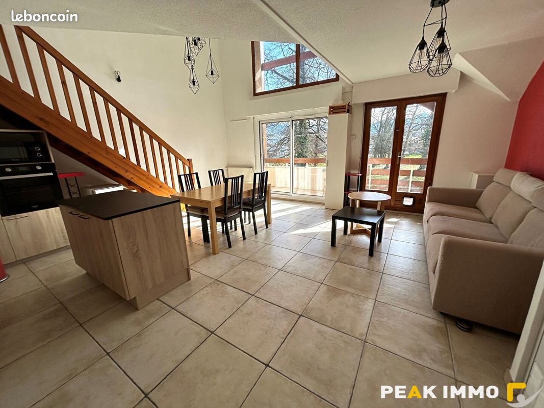 Appartement 4 pièces 82 m² · à Reignier-Ésery · 82 m² · 1 658 €/mois