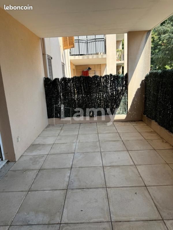 Appartement 3 pièces 68 m² · à Salon-de-Provence · 68 m² · 830 €