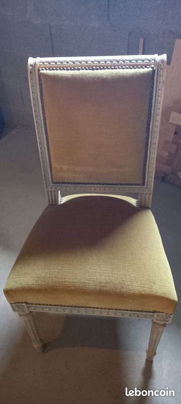 Chaise classique x6 (image 1)