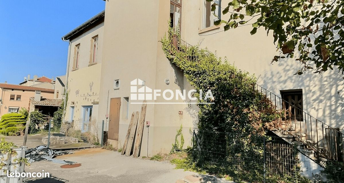 Terrain 10 pièces 300 m² · à Ville-sous-Anjou · 300 m² · 170 000 €