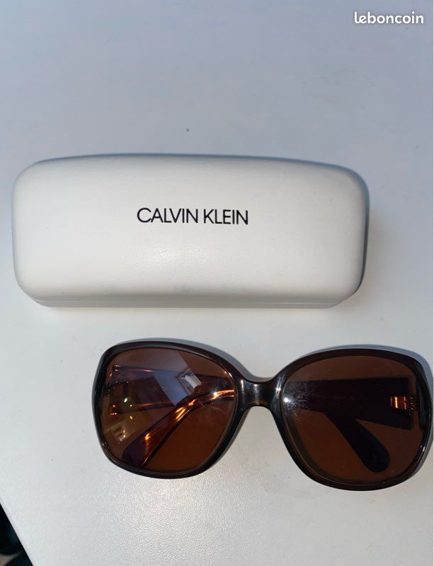 Lunettes de soleil Calvin Klein (image 1)