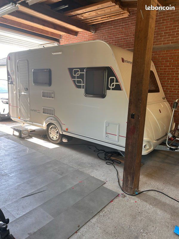 Caravane Sterckeman 2017+Mover+auvent (image 1)