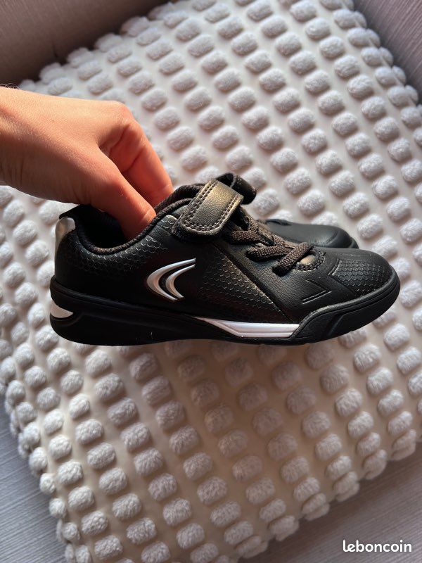 Baskets Clarks 25,5 - Chaussures